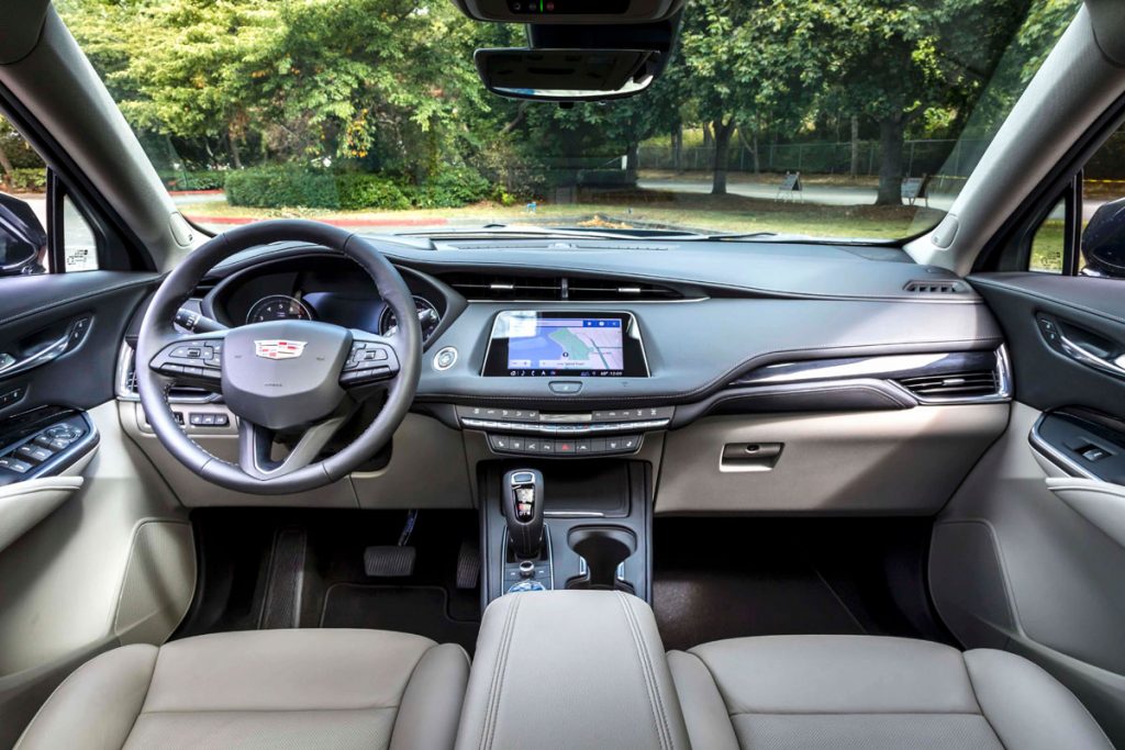 Cadillac's 2022 XT4 dashboard