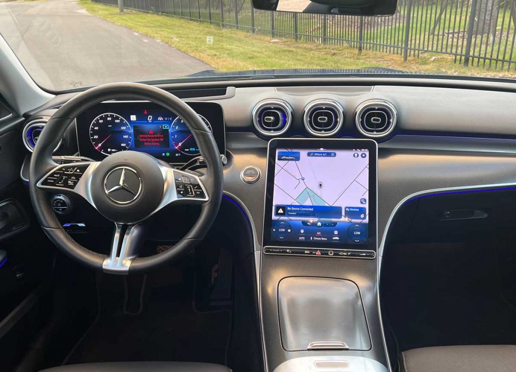 2022 Mercedes C 300 dashboard