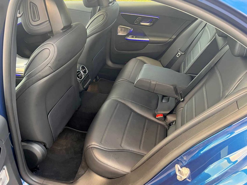 2022 Mercedes C 300, rear seats
