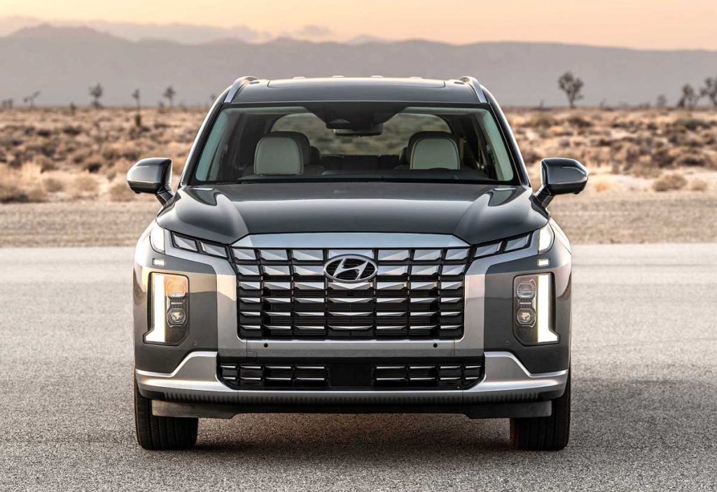 2023 Hyundai Palisade parked, head-on