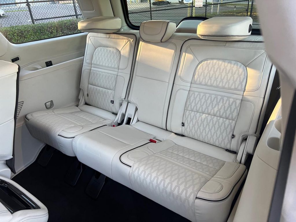 Lincoln Navigator Black Label third-row seats