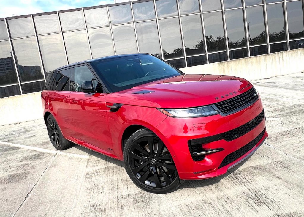 The 2025 Range Rover Sport Autobiography. Photo by Howard Walker