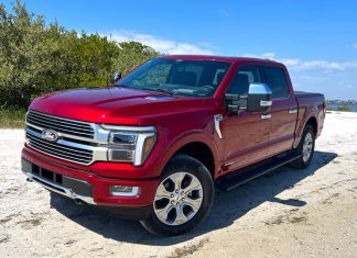 Working Luxury: 2026 Ford F-150 Platinum Hybrid The 2026 Ford F-150 Platinum Hybrid. Photo by Howard Walker