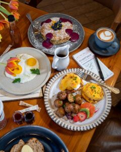 Dine in support of Furry Friends Humane at Proper Grit. Photo by Palm Beach Influence